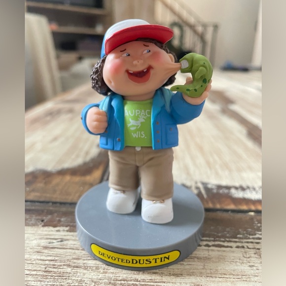 Garbage pail kids x Stranger Things 4 figures- Waffelle-Dustin-Steve-Gordon - Picture 10 of 12